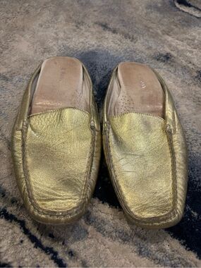 Iramo Metallic Gold Leather Mule Loafers – Women’s Size 8
